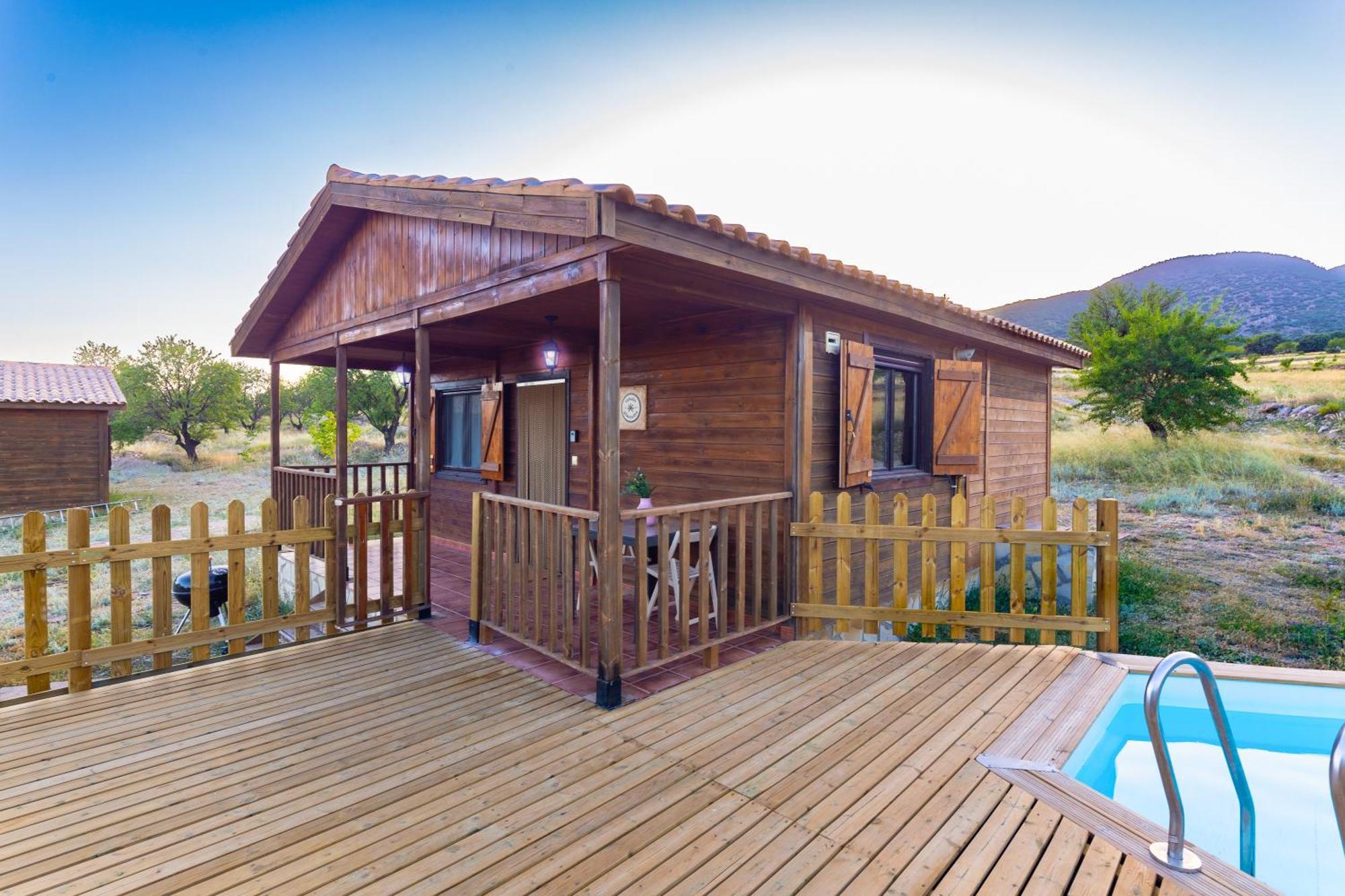 Aldea Los Odres - Cabanas De Madera De 1ª Con Piscina Privada Y Bbq En La Puerta Moratalla  Luaran gambar